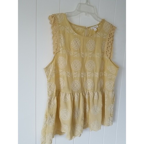 Blu Pepper Shirt Top Womens Size Large Yellow Boho Floral Embroidered - Picture 2 of 10
